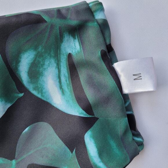 Tropical Dark Green Leaf Bikini Bottom size Medium - Picture 3 of 4